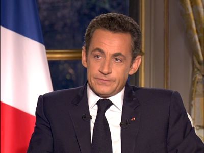 Aujourd’hui jeudi, j’aimerais ajouter, qu’à celles et ceux qui n’ont pas encore lu l’excellent article de Guy Millière intitulé « La gauche totalitaire et Nicolas Sarkozy », je recommande également de le lire (voir deuxième lien vers source en bas de page). Car à l’instar de l’article de Jean-Patrick Grumberg, la démonstration y est aussi faite avec brio que la mise en examen de Sarkozy comporte un volet, non pas juridique, mais politique.