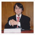 Il me semble que le problème de l'antisémitisme est avant tout un problème social. Ainsi, on ne peut comparer l'antisémitisme des années 40 avec celui que l'on trouve aujourd'hui auprès de populations souvent peu scolarisées et en grande précarité économique, qui y trouvent un moyen d'exprimer des pulsions de révolte, pulsions sans liens réels avec la communauté juive, et qui sert simplement de "bouc­émissaire"