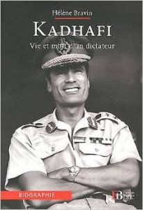 Un homme qui aura réussi à se maintenir au pouvoir pendant plus de quarante ans, malgré les incroyables obstacles et échecs rencontrés, avant de finir traqué par l'OTAN et les insurgés libyens. L'incarnation moderne d'un personnage shakespearien