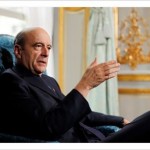 Rassembler bien sûr , mais pour quoi faire ? La deuxième condition de la victoire , c’est de savoir répondre de manière convaincante aux questions qui hantent les Français et qui entretiennent aujourd’hui la morosité ambiante.