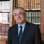 Les débats sur les masques, les gestes barrières, la nécessité du confinement et ses conditions d’application démontrent un manque d’anticipation et une absence de stratégie de prévention. Une autre politique de prévention de la sécurité civile s'impose et doit se faire en coordination avec nos collectivités, nos communes et la population.