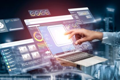 Découvrez ce qu’est l’IA agentique, comment elle fonctionne et pourquoi elle transforme déjà l’automatisation, le stockage et les usages du quotidien.