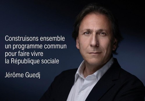 Jérôme Guedj lors d’une intervention médiatique, s’exprimant face aux journalistes dans un cadre institutionnel.