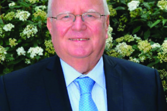 Jacques MYARD Membre Honoraire du Parlement Maire de Maisons-Laffitte Président du Cercle Nation et République Président de l'Académie du Gaullisme