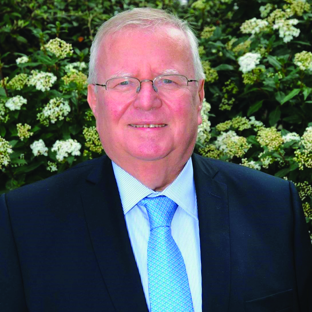 Jacques MYARD Membre Honoraire du Parlement Maire de Maisons-Laffitte Président du Cercle Nation et République Président de l'Académie du Gaullisme