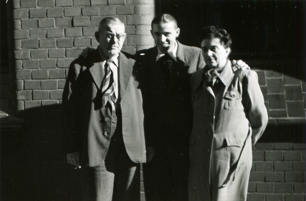 Portrait stylisé d’un élu français utilisant Twitter, symbolisant la communication politique numérique et l’influence des réseaux sociaux sur le débat public.