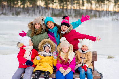 Une étude révèle comment l’IA transforme la planification des voyages d’hiver aux États‑Unis, entre tourisme intérieur, sports d’hiver et Jeux olympiques 2026.