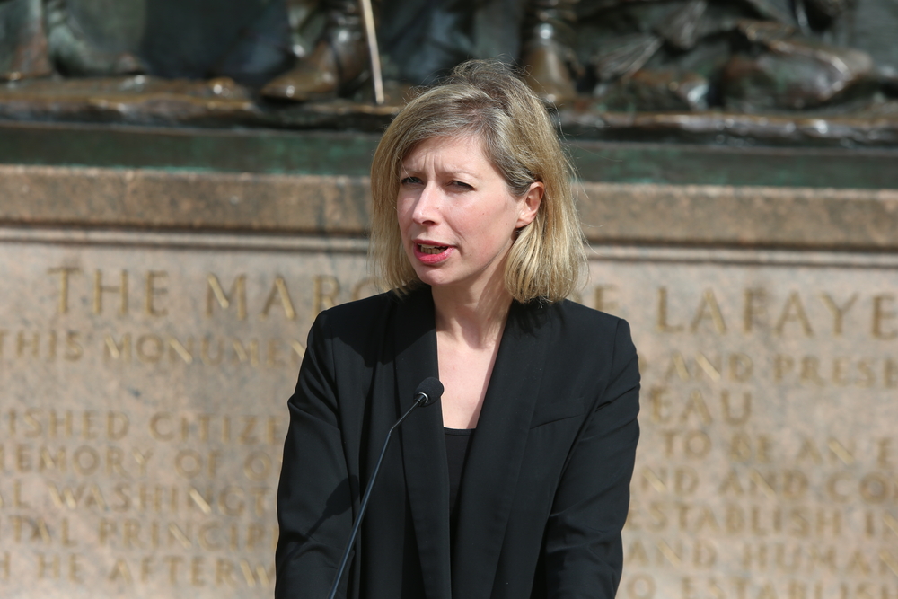 Portrait d’Anne‑Claire Legendre, nouvelle présidente de l’Institut du monde arabe, symbole de diplomatie française et de dialogue culturel.
