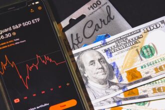 Vanguard réduit les frais de ses ETF obligataires en Europe et relance la guerre des prix face à BlackRock et State Street. Une offensive stratégique.