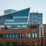 Illustration de la progression des actifs financiers au Luxembourg en 2025, incluant fonds, ETF, assurance et finance durable.