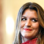 Marlène Schiappa et Rachida Dati lors d’un échange public, en décor parisien, illustrant leur rapprochement politique dans la campagne municipale de 2026.