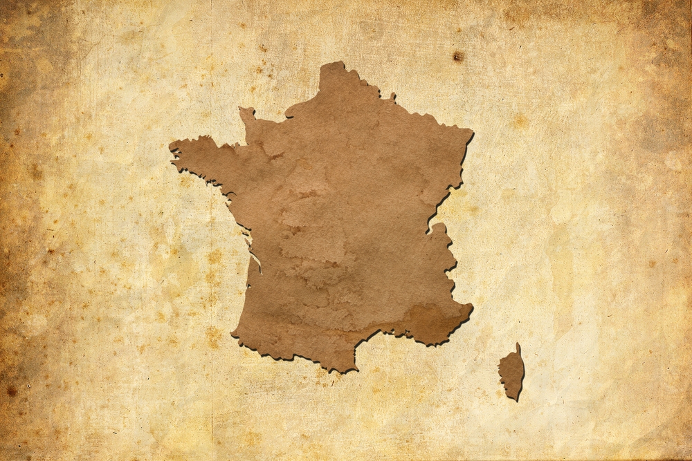 Analyse sociologique de la puissance française et de la peur du déclin, entre récit national, identité collective et recomposition du modèle français.