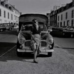 Illustration représentant la diversité culturelle en France, symbolisant les tensions et les enjeux liés au multiculturalisme dans la société contemporaine.