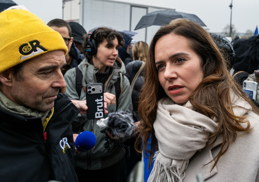 Analyse de la percée de Sarah Knafo dans la municipale Paris 2026, entre stratégie de visibilité, propositions sécuritaires et impact sur l’équilibre politique parisien.