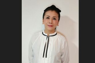 Photo de Yuria Ito, conseillère en nutrition dentaire préventive, qui promeut une approche globale de la santé bucco‑dentaire dès avant la naissance.