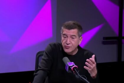 Mathieu Pigasse lors d’un événement public, figure influente mêlant finance, médias et culture en France.