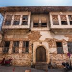 Travaux de rénovation énergétique dans une maison ancienne