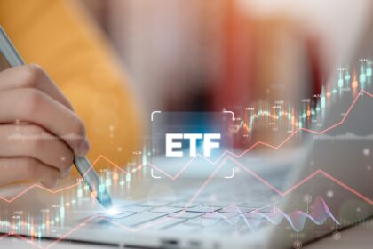Qu’est‑ce qu’un ETF ? Définition, fonctionnement et avantages pour investir