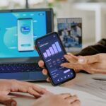 Hello bank! déploie HelloïZ, son assistant conversationnel IA générative développé avec Mistral AI, pour offrir un service client plus fluide et intelligent.