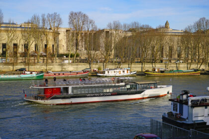Illustration de la crise silencieuse qui touche la gestion de patrimoine, marquée par le vieillissement des clients et la baisse de la croissance organique.