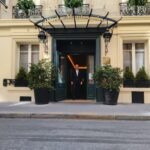 Chambre élégante et raffinée de l’Hôtel de Montesquieu, hôtel 5 étoiles du 8ᵉ arrondissement, idéale pour un séjour haut de gamme durant Roland‑Garros 2026.