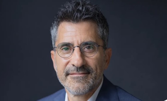 Portrait de Matteo Colangeli, nouveau directeur général du financement et du développement des PME à la BERD, expert du développement économique et des Balkans occidentaux.