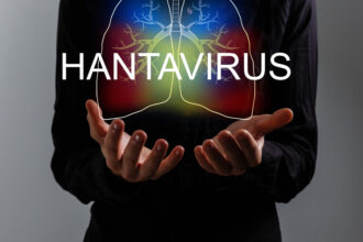 Le navire de croisière MV Hondius, au centre d’une enquête de l’OMS après plusieurs cas d’infection à hantavirus liés au virus Andes.
