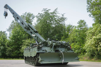 Véhicule blindé de dépannage Bergepanzer 3 A2 de Rheinmetall