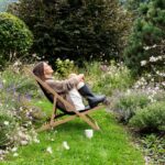 Les célibataires en milieu rural inventent de nouvelles façons de rompre l’isolement. Initiatives locales, sociabilité retrouvée et résistance silencieuse à la solitude.