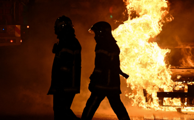 Incendies en France : Faut-il décréter l'état d'urgence ?