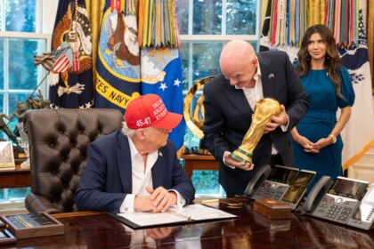 Le projet FIFA Forward Enterprise ouvre la voie à une financiarisation risquée du football mondial, suscitant l’opposition de l’UEFA, de la Concacaf et de nombreux acteurs.