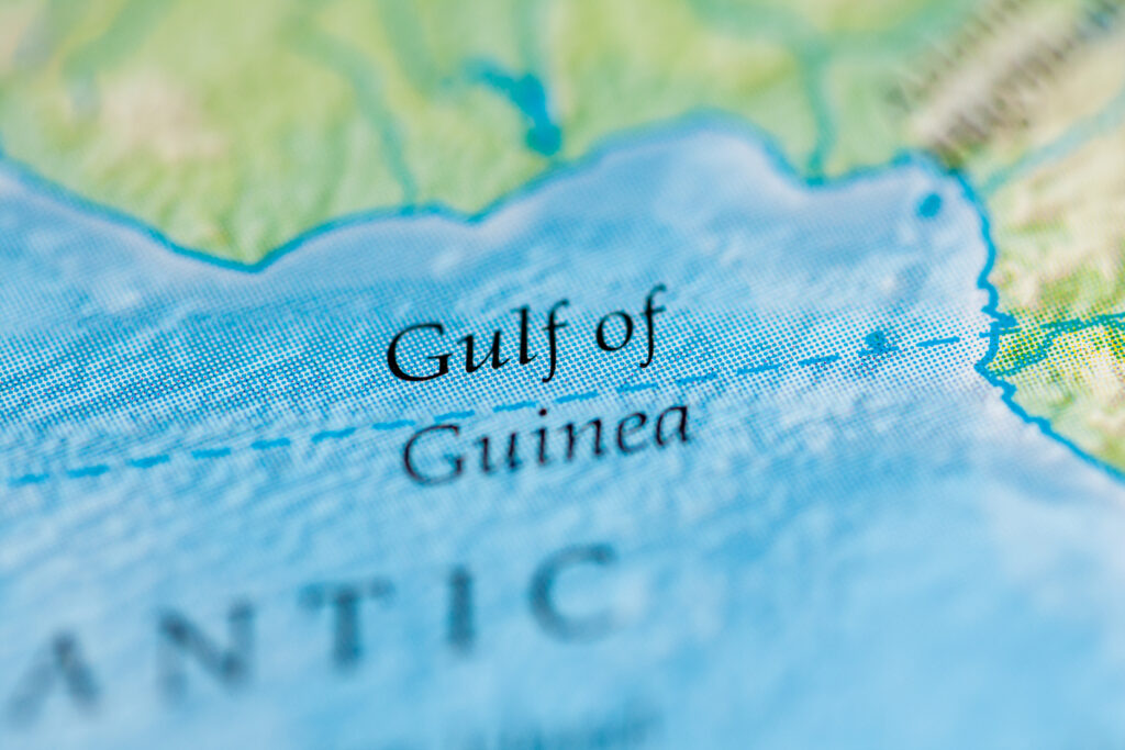 Golfe de Guinée : carrefour stratégique et menacé