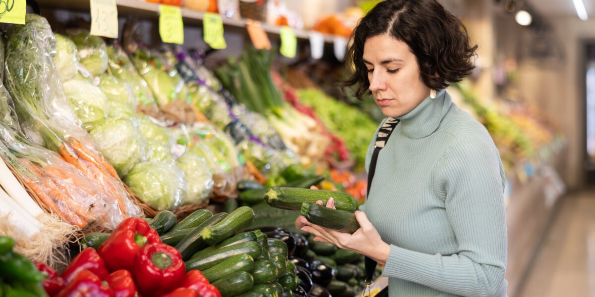 Climat, tensions géopolitiques : pourquoi les prix alimentaires repartent à la hausse