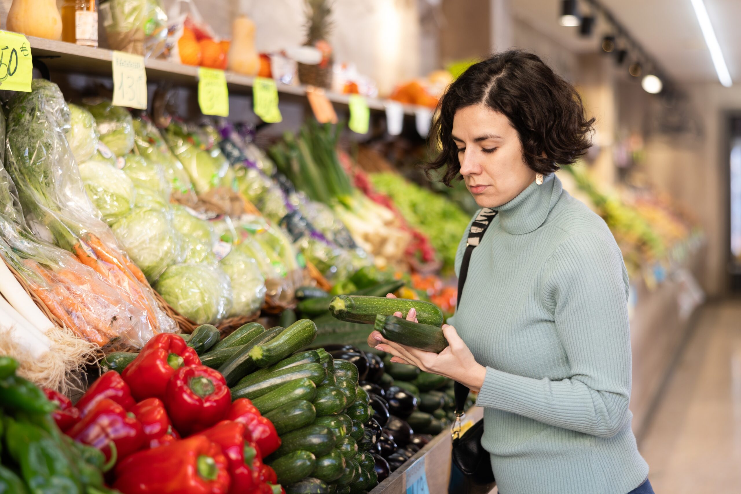 Climat, tensions géopolitiques : pourquoi les prix alimentaires repartent à la hausse
