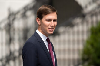 Jared Kushner rencontre le Hamas ; le trafic maritime est bloqué à Hormuz suite à l'expiration de la trêve.