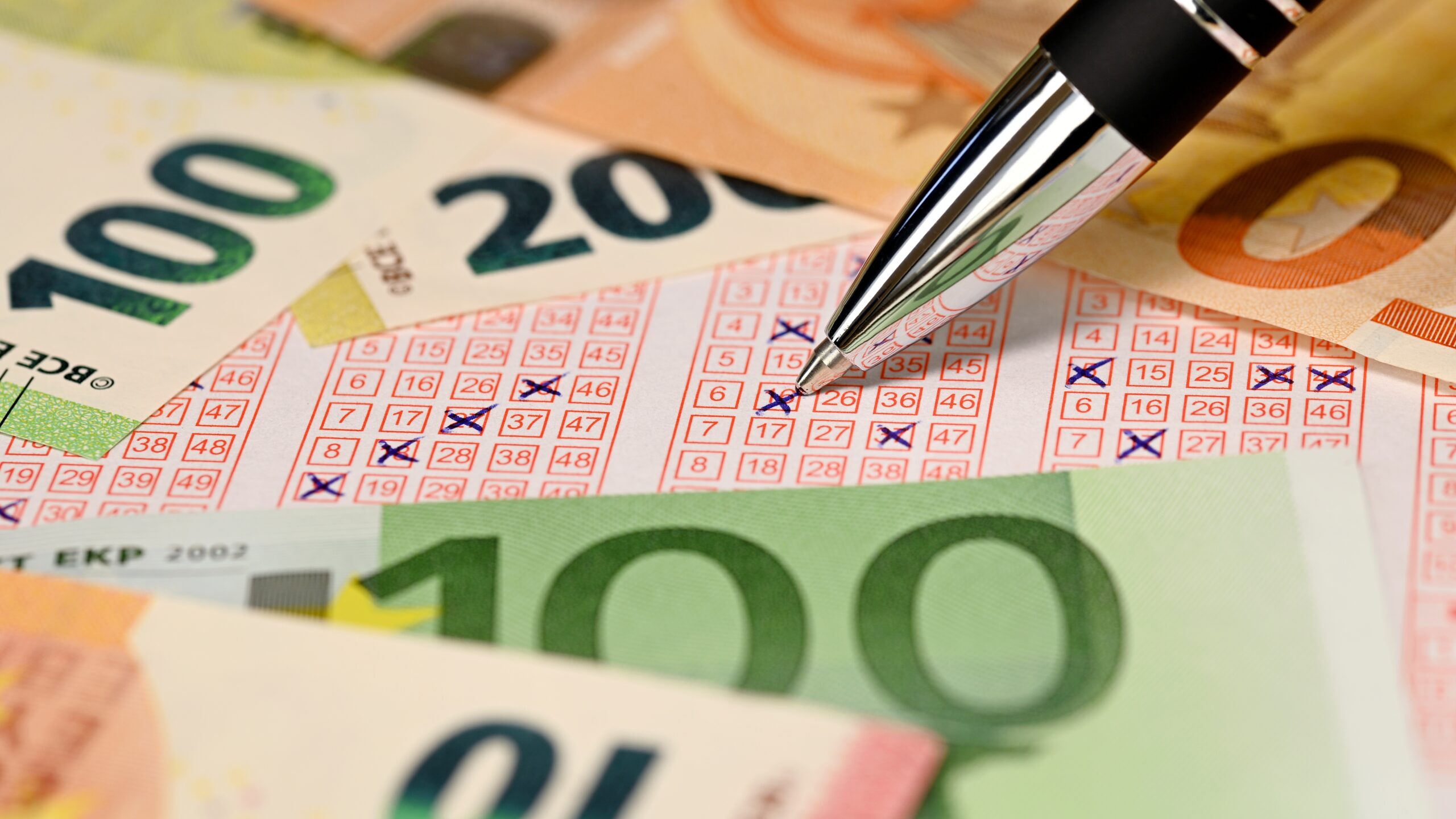 Millionnaires 2025 : une année record pour la richesse mondiale