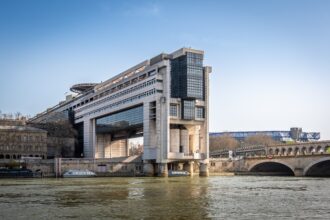 Note Fitch : pourquoi le maintien du A+ doit servir de déclic économique