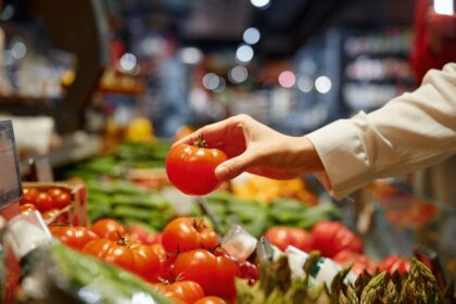 Prix de la tomate : pourquoi le panier estival explose en 2026