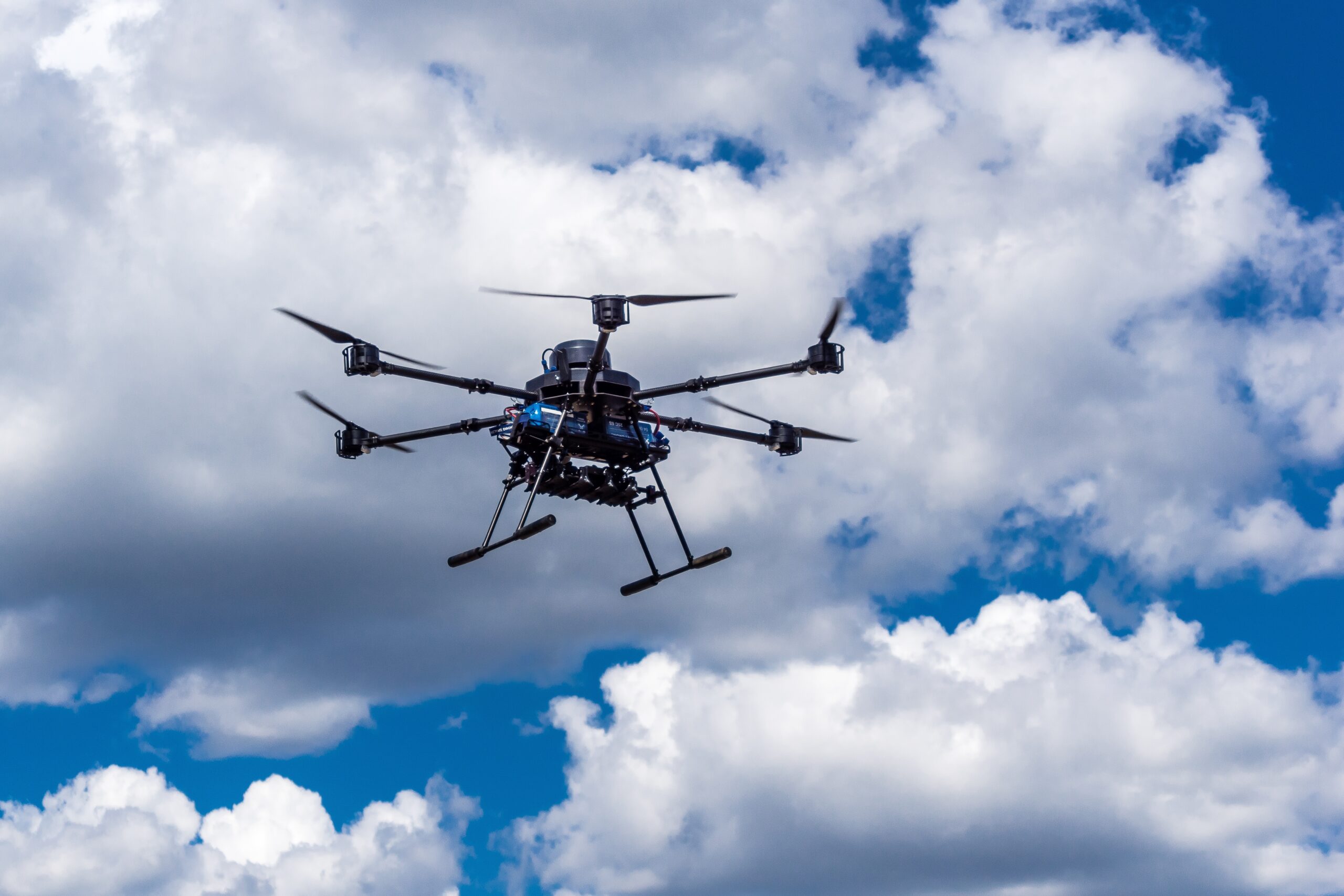 Sécurité aérienne : pourquoi l'Europe doit protéger d'urgence ses aéroports contre les drones