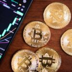 La blockchain rend-elle vos placements plus sûrs ? Decryptage de la position de Fitch Ratings sur la tokenisation des fonds, entre mythes et vrais risques.