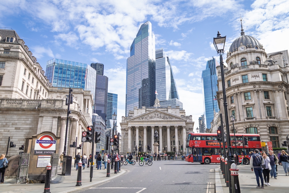 Banque d’Angleterre à Leeds : le pari réussi de la décentralisation financière