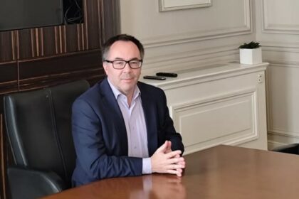 Christian Person : L'ex-chômeur devenu roi de l’IA