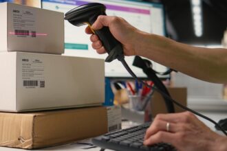 Fin de la gratuité douanière : le choc pour l'e-commerce