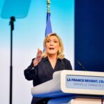 Présidentielle : le centre face au piège Marine Le Pen