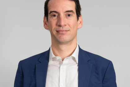 Altaroc Lance Altaroc Wealth et Nomme Pierre Ferron