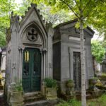 Paris occulte : promenade au cœur du mystère parisien