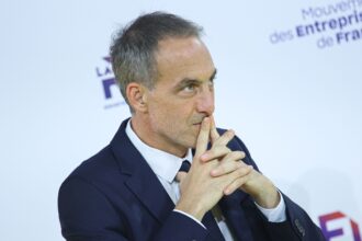 https://www.vudailleurs.com/presidentielle-2027-qui-est-raphael-glucksmann/